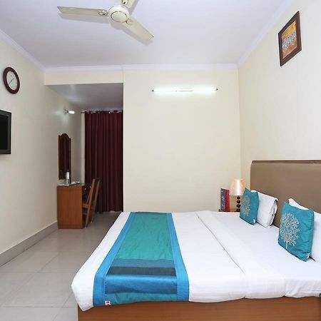 Oyo 10788 Hotel Harisons Continental Patna (Bihar) Eksteriør bilde